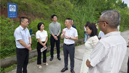 向誠督導(dǎo)調(diào)研遂寧市(安居)生活垃圾填埋場問題整改工作